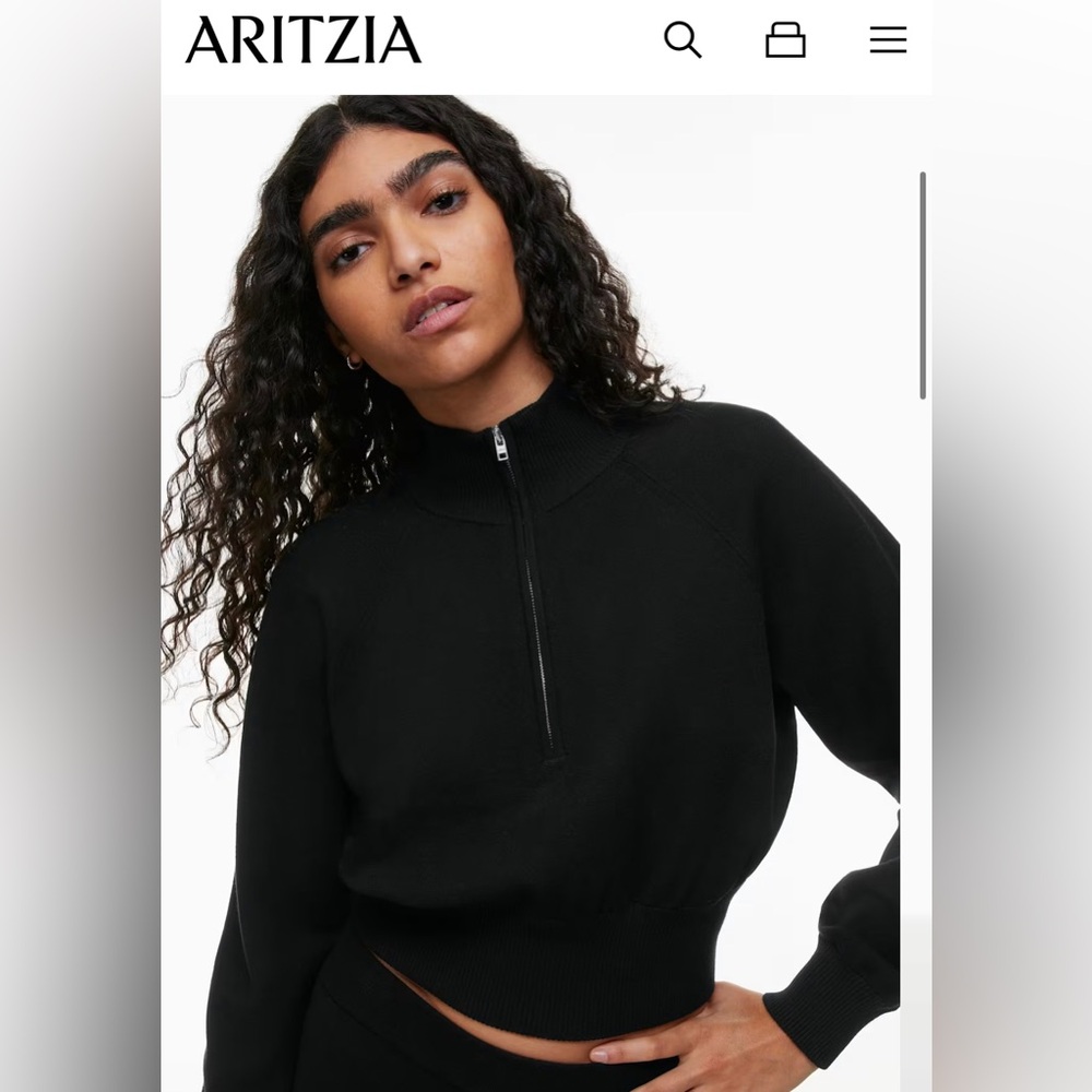ARITZIA women’s TNA Sweatfleece Boyfriend Black Half-Zip Sweater Size Small.